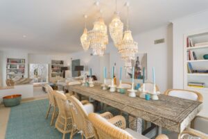 Villa Hibiscus - Dining table