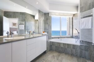 Villa Mar a╠Ç Vista - Master bathroom